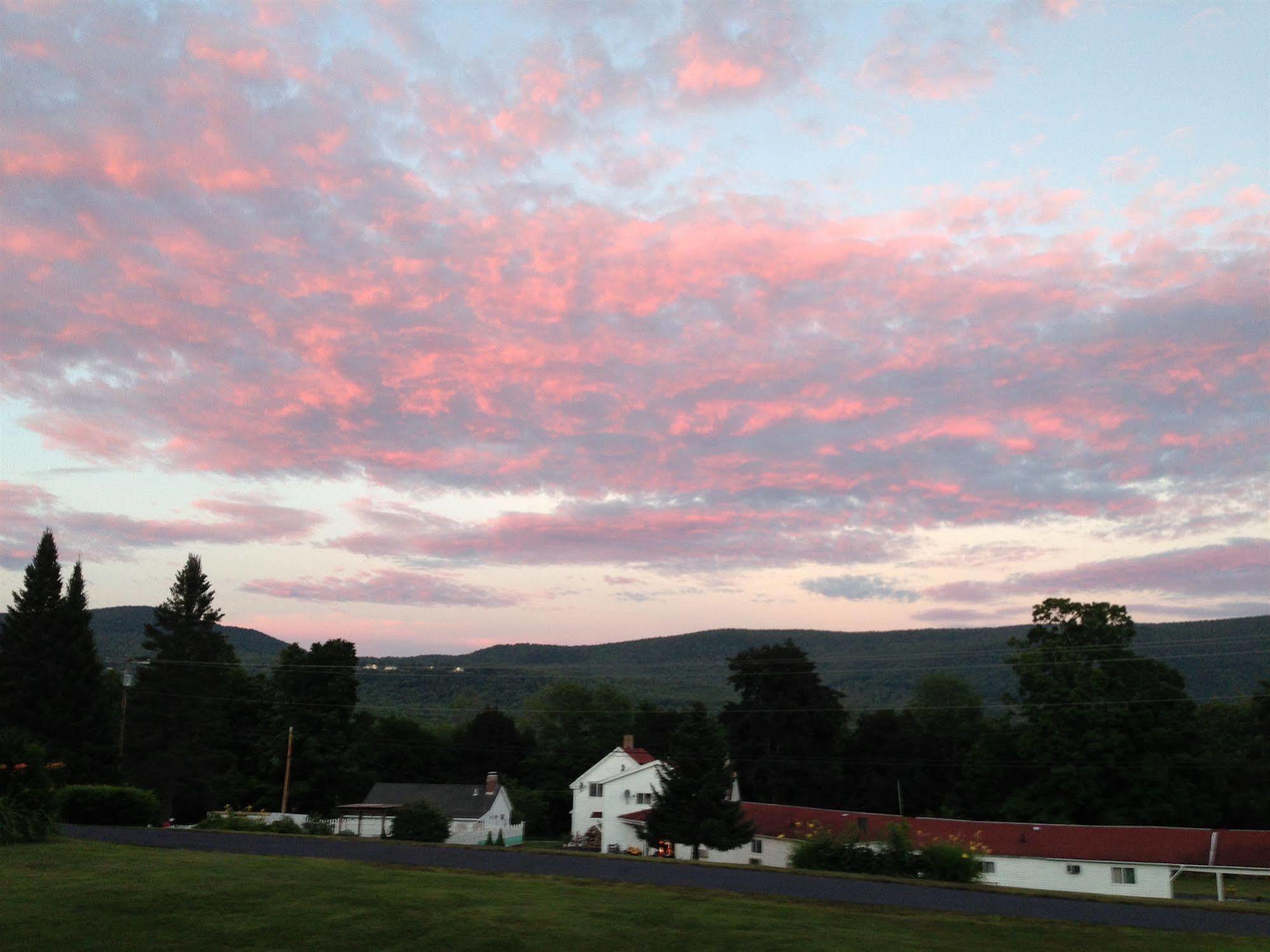 Four Winds Country Motel Manchester Esterno foto